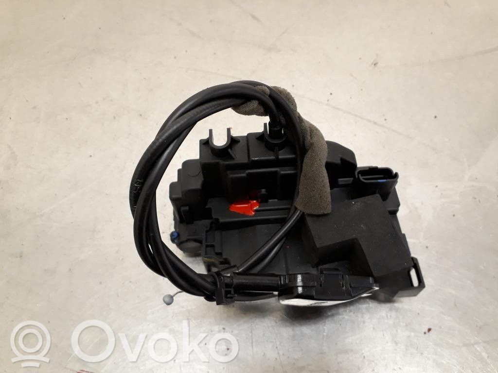 Renault Clio III Takaoven lukko