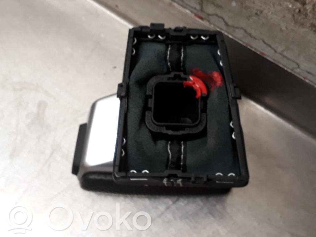 Audi Q7 4M Gear lever shifter trim leather/knob 