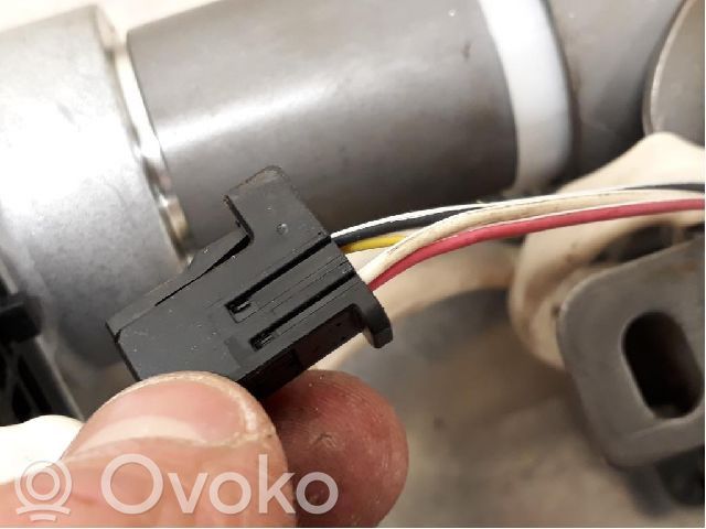 Toyota Yaris Lenksäule komplett