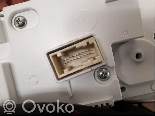 Peugeot 308 Tachimetro (quadro strumenti) 