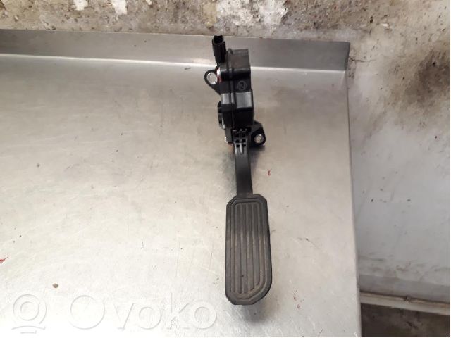 Toyota Prius+ (ZVW40) Gaspedal