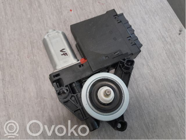 Volvo XC90 Motor del regulador de la ventanilla de la puerta delantera