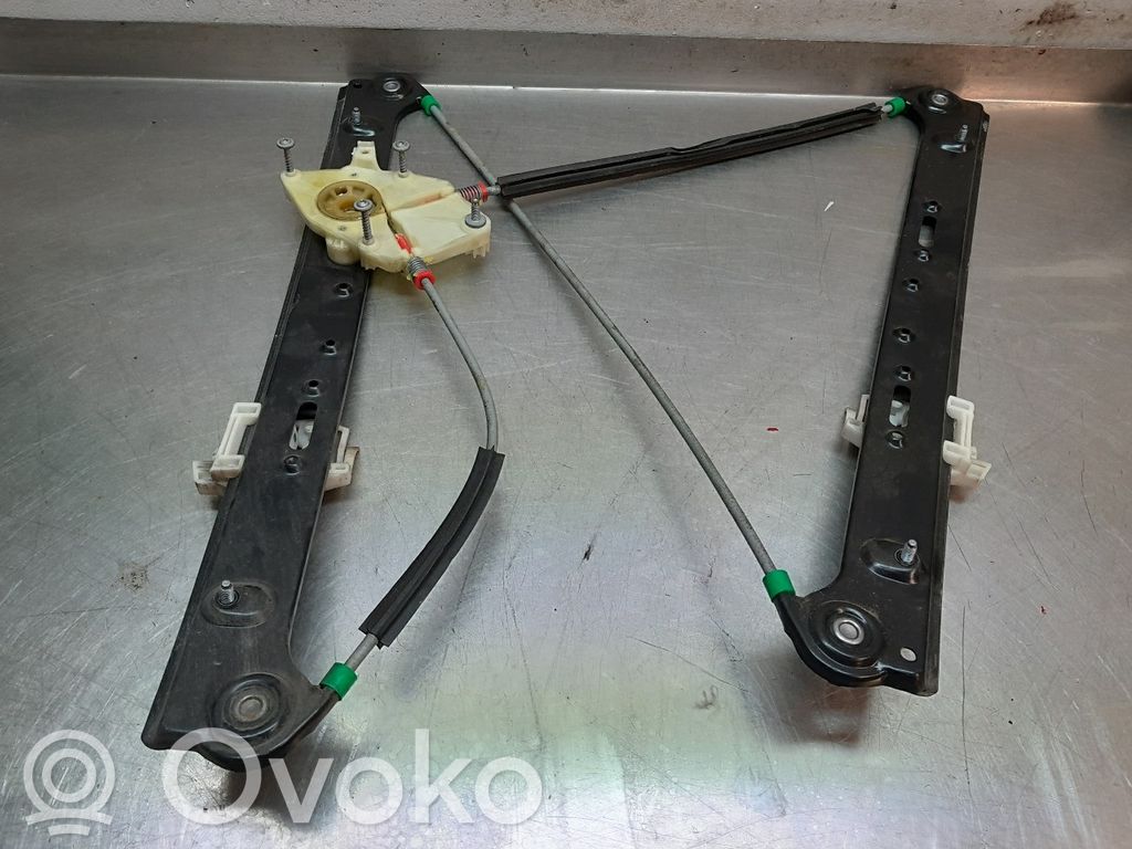 BMW X3 E83 Front window lifting mechanism without motor