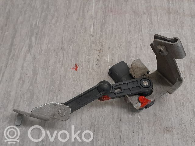 Volvo S60 Ajovalon korkeusanturi 