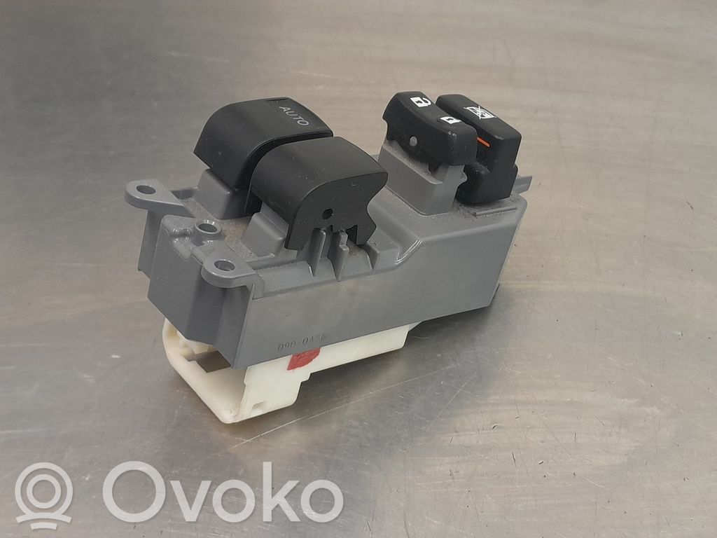 Toyota Yaris Electric window control switch 