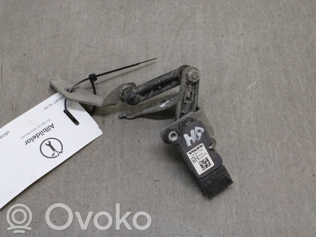 Volvo S90, V90 Sensore di livello faro/fanale 