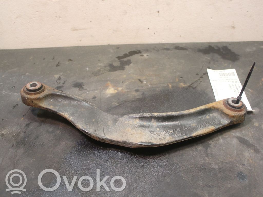 Volvo XC60 Querlenker Achsschenkel hinten