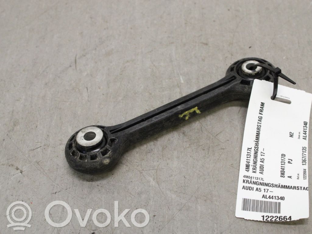 Audi A5 Kallistuksenvakaajan holkkikiinnike edessä 