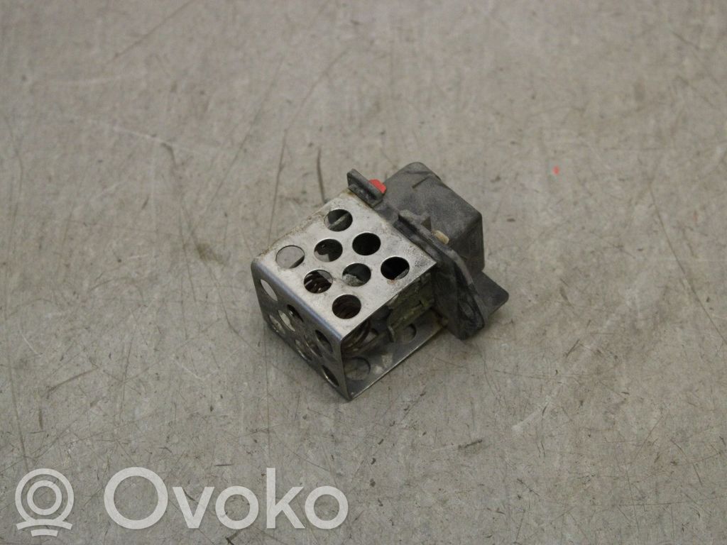 Renault Trafic II (X83) Heater blower motor/fan resistor 