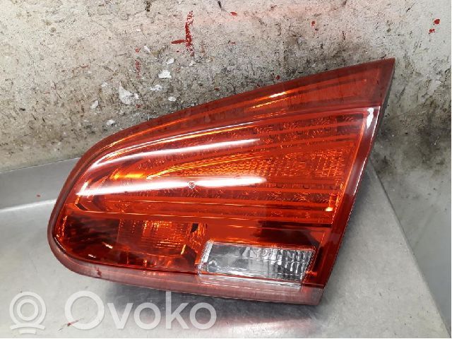 KIA Ceed Lampă spate în capacul portbagajului 