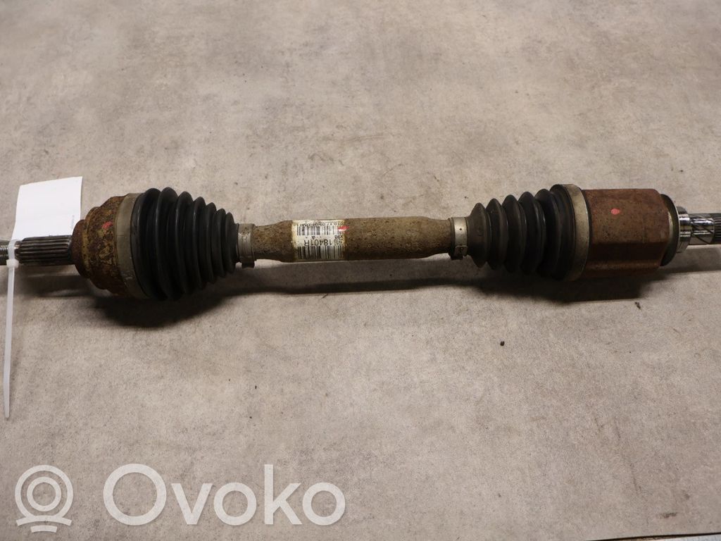Renault Clio IV Front driveshaft