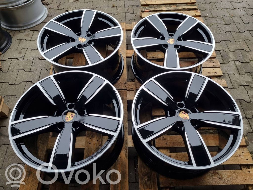 Porsche Cayenne (9Y0 9Y3) Cerchione in lega R22 