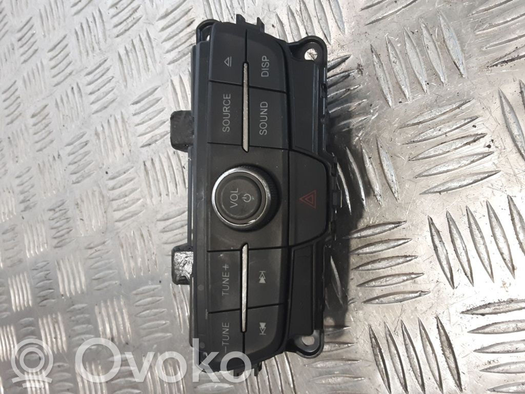 Ford Kuga II Hazard light switch 