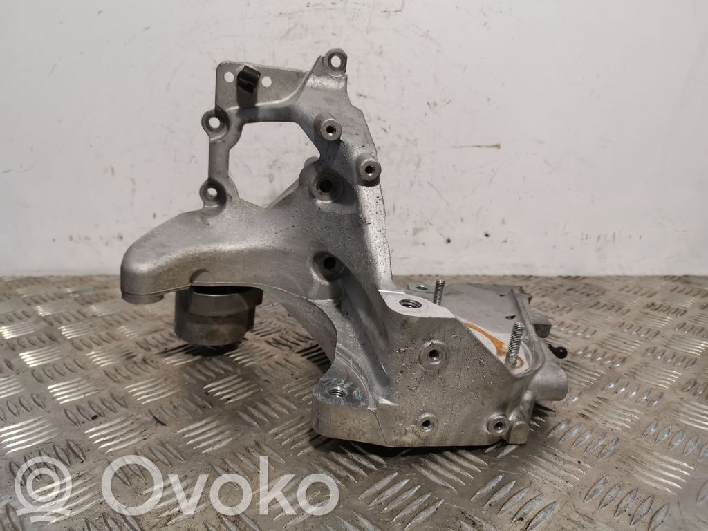 Fiat 500X Fuel pump bracket 