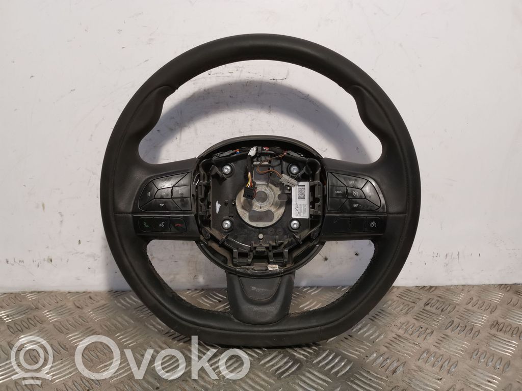 Fiat 500X Stūre 