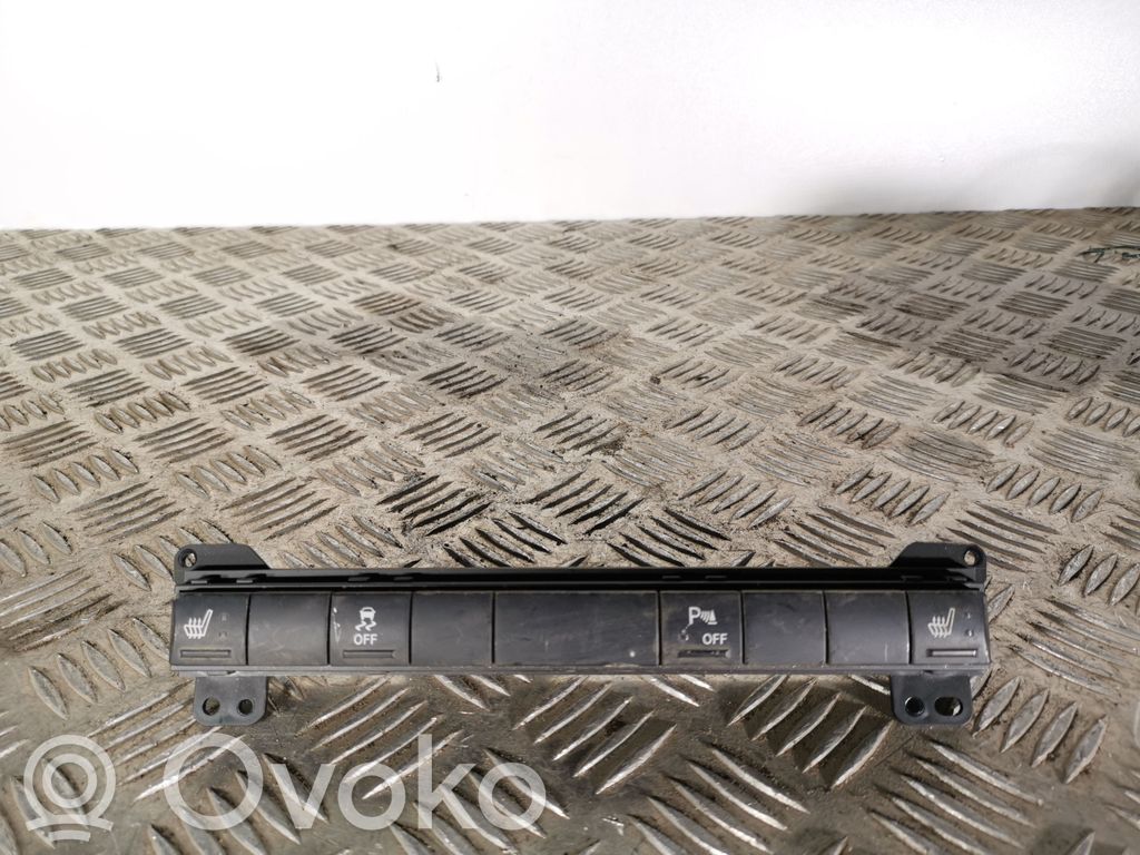 Jeep Grand Cherokee (WK) Seat heating switch 