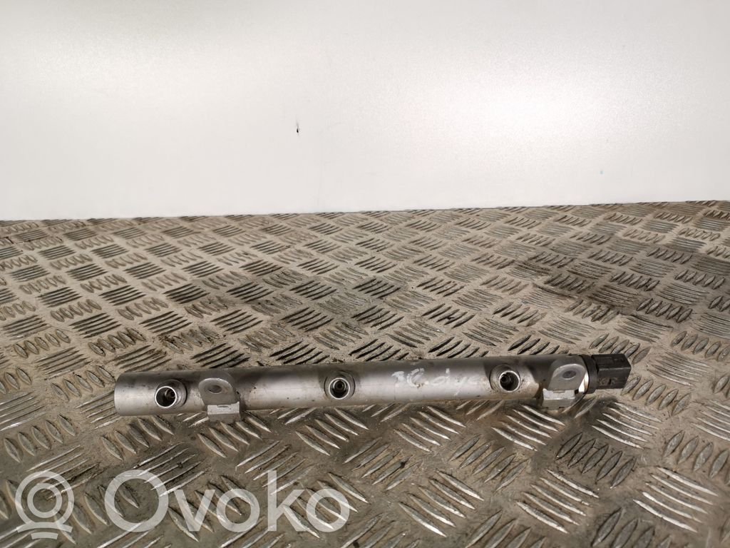 Jeep Grand Cherokee (WK) Fuel main line pipe 