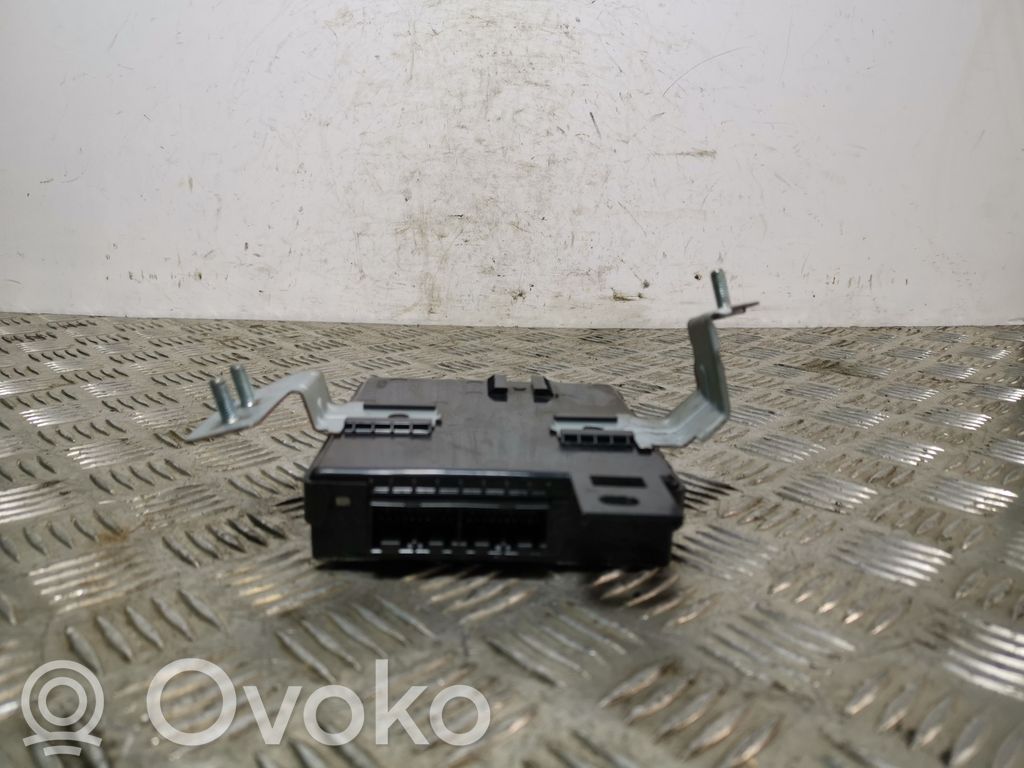 Inne komputery / moduły / sterowniki   954B0H8910