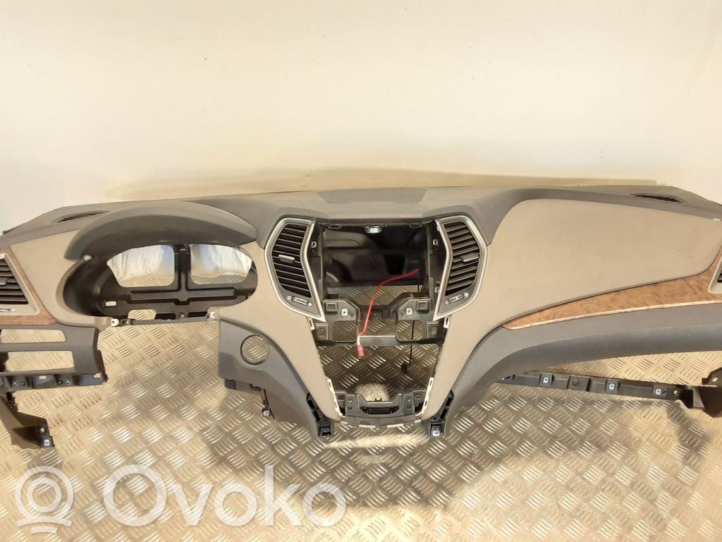 Hyundai Grand Santa Fe NC Cruscotto 