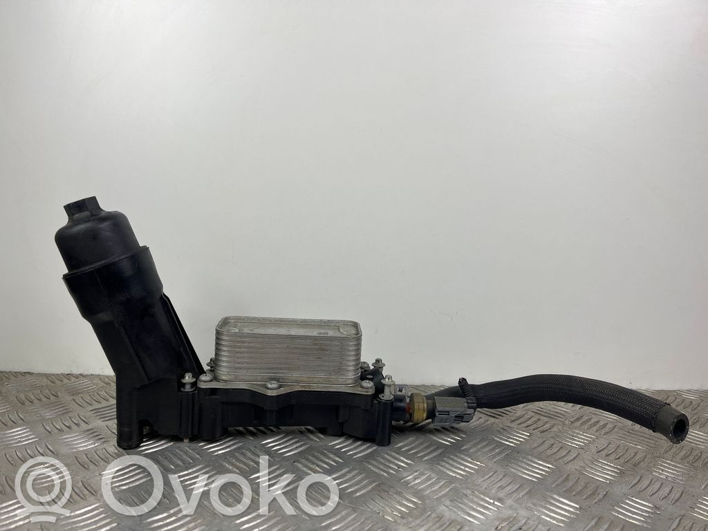 Jeep Grand Cherokee Oil filter mounting bracket 