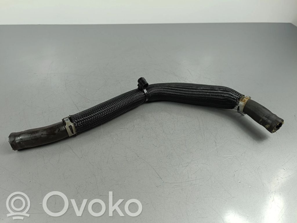 Engine coolant pipe/hose   1045930