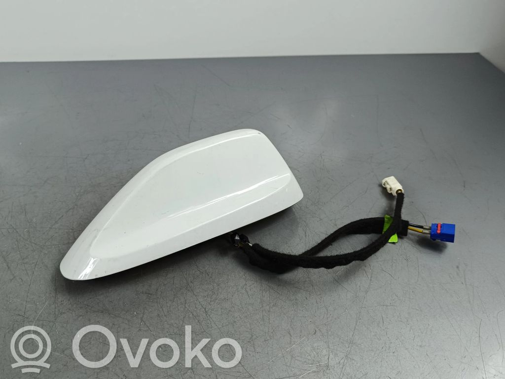 Antena de radio   P6DE46GW7AA