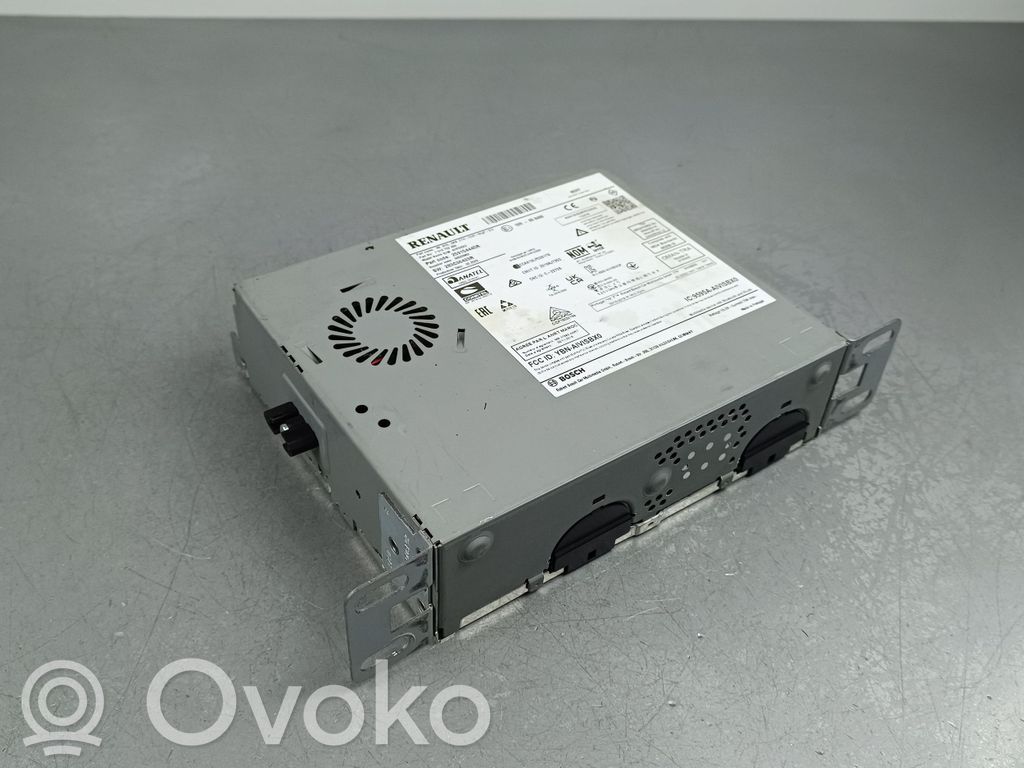 Renault Arkana Radio/CD/DVD/GPS head unit 