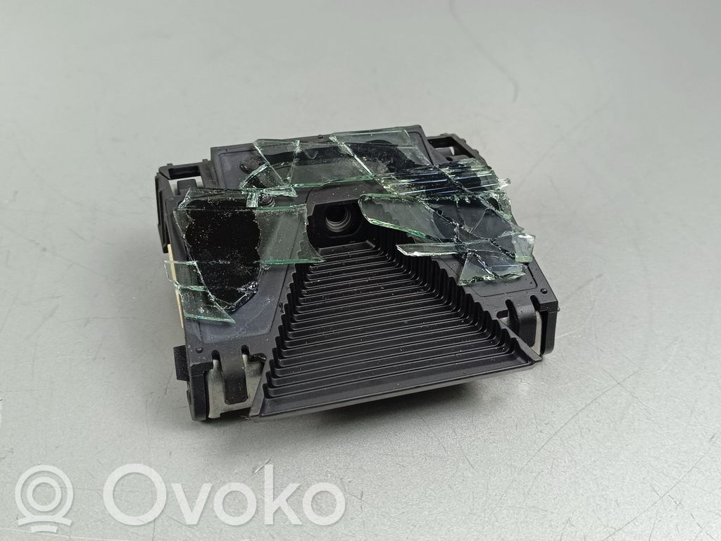 KIA Stinger Windshield/windscreen camera 