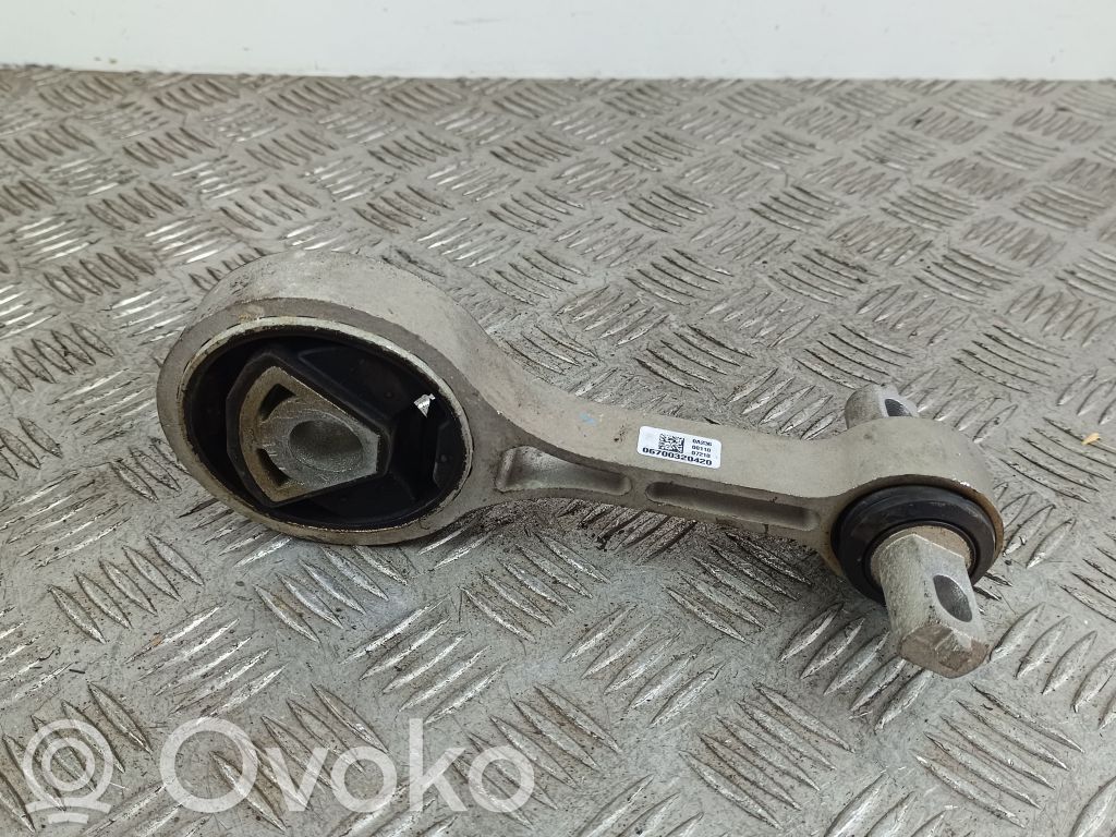 Maserati Levante Engine mount bracket 