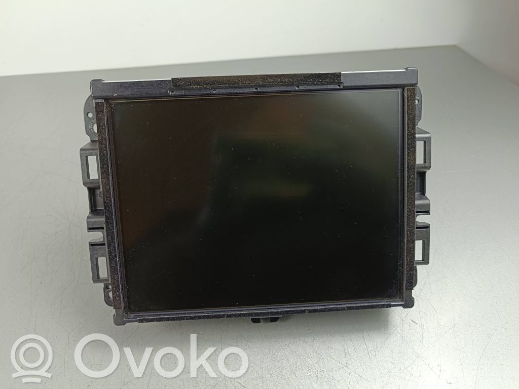 Jeep Grand Cherokee Radio/CD/DVD/GPS head unit 