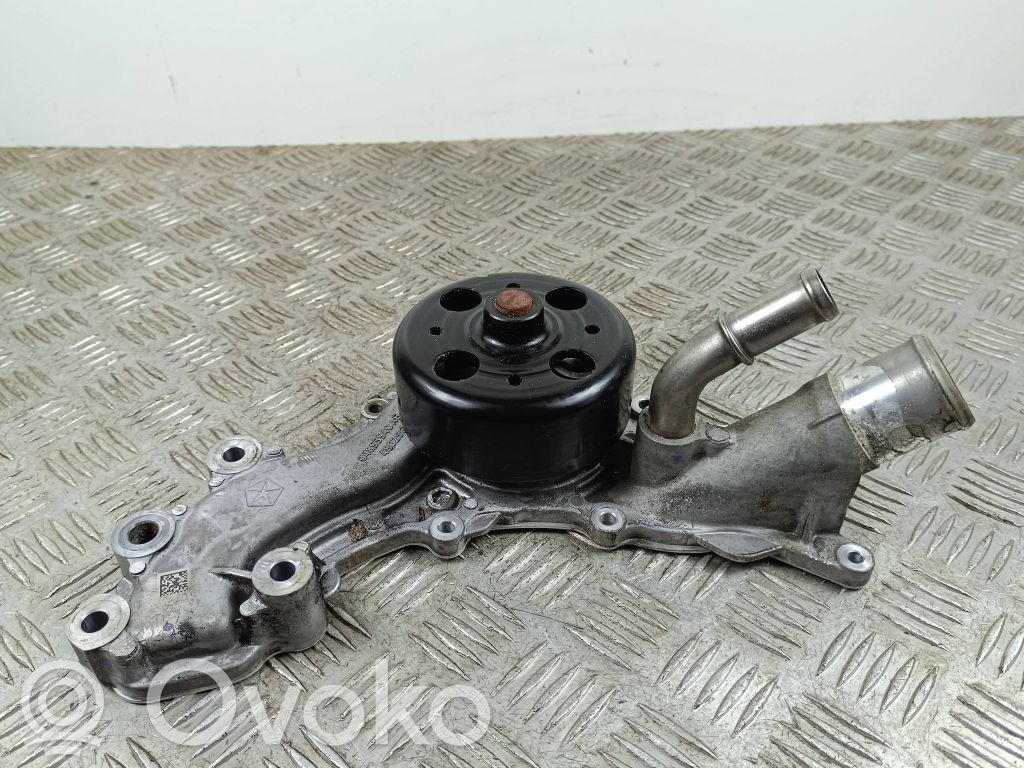 Jeep Grand Cherokee WL Vandens pompa 
