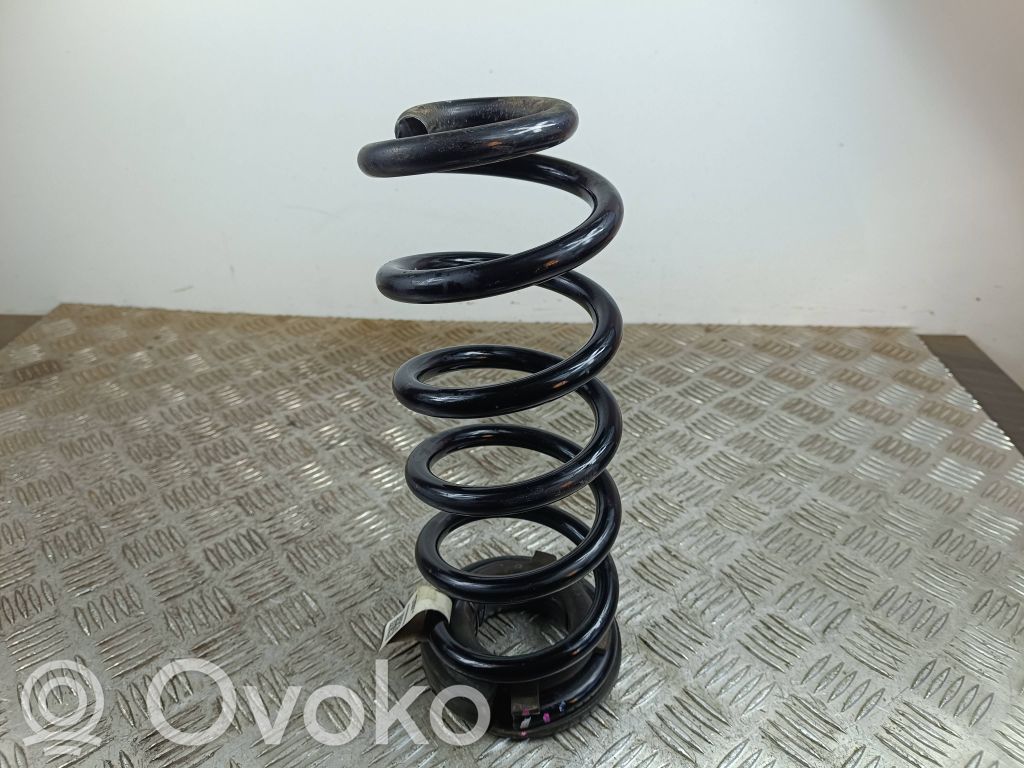 KIA Sorento IV Sprężyna tylna 