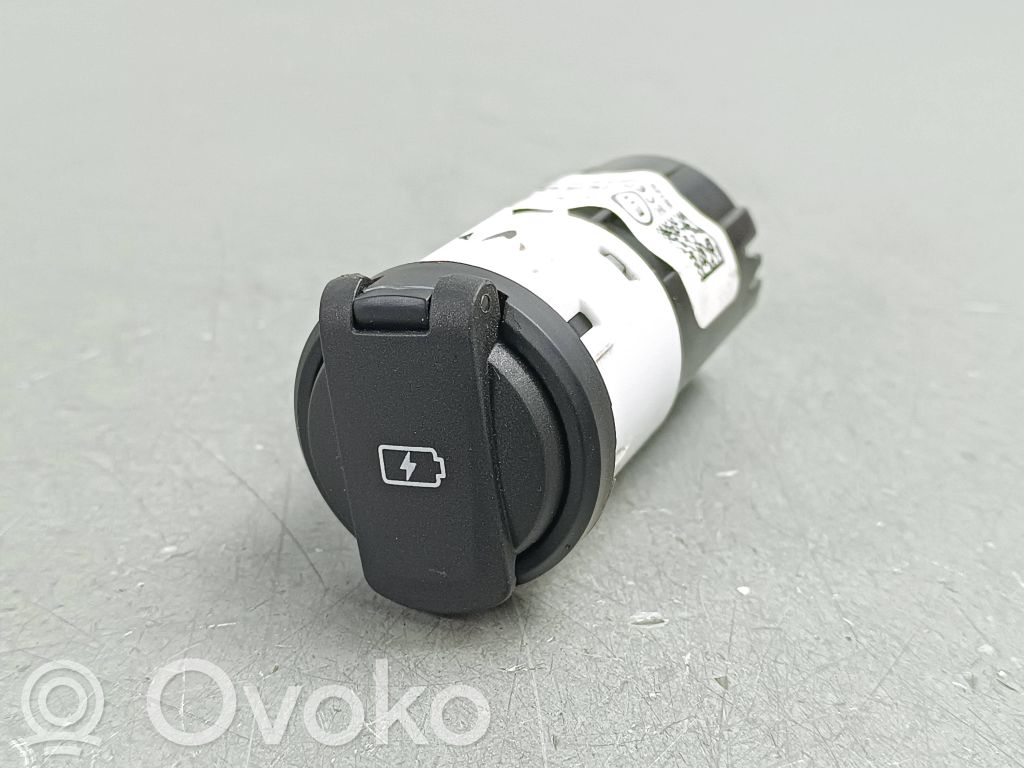 KIA EV6 USB socket connector 