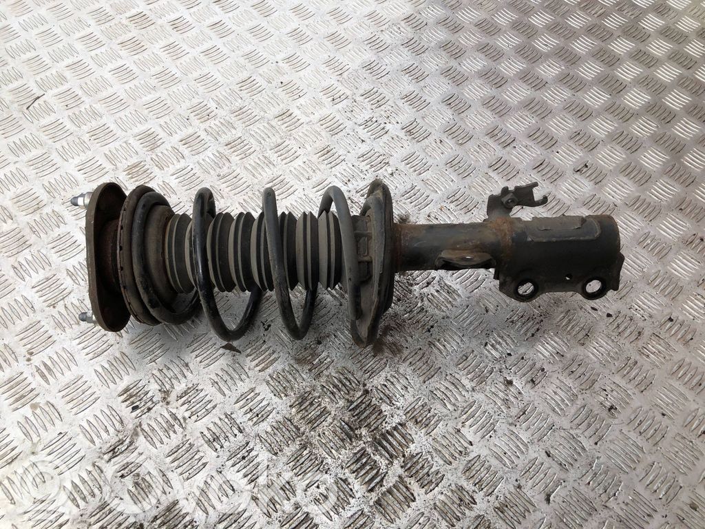 Toyota Auris E180 Stoßdämpfer vorne 