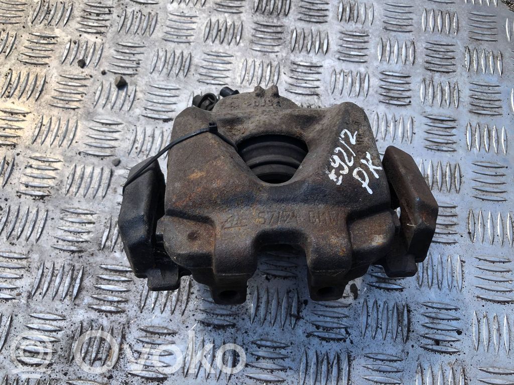 Front brake caliper