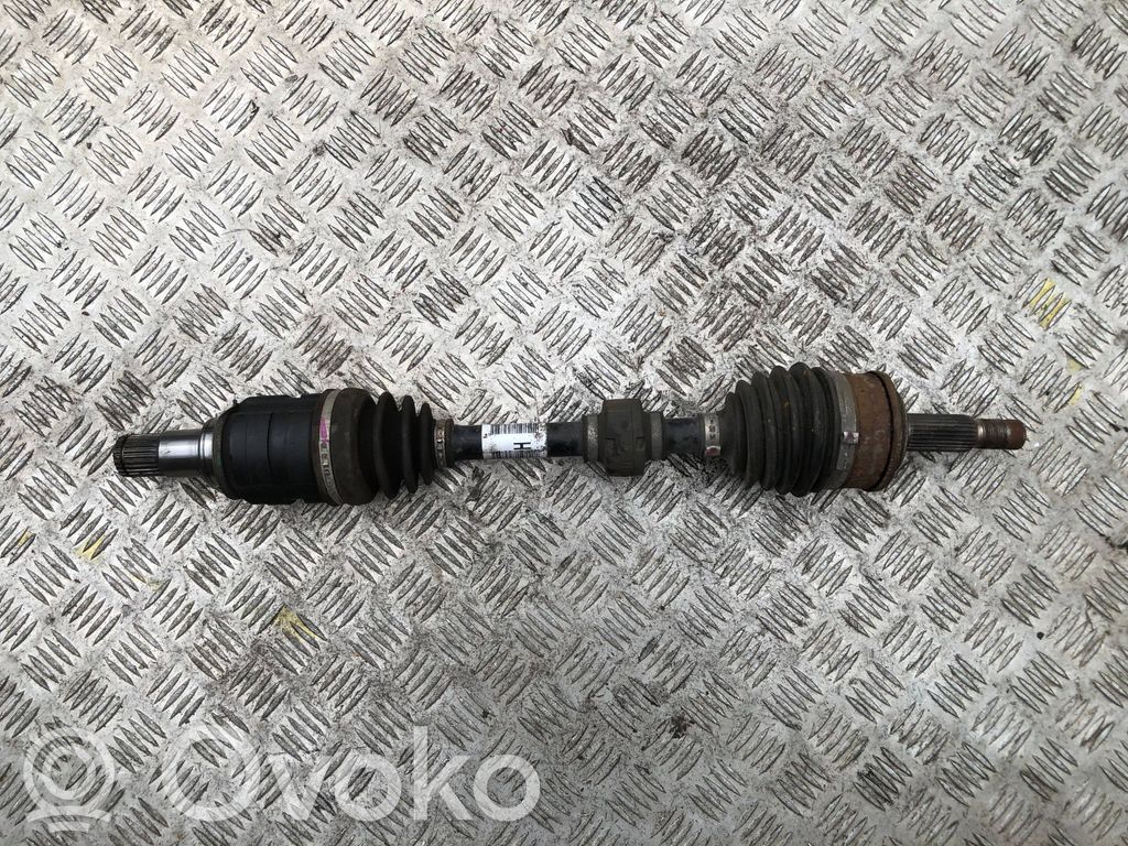 Toyota Auris E180 Priekšējā pusass 