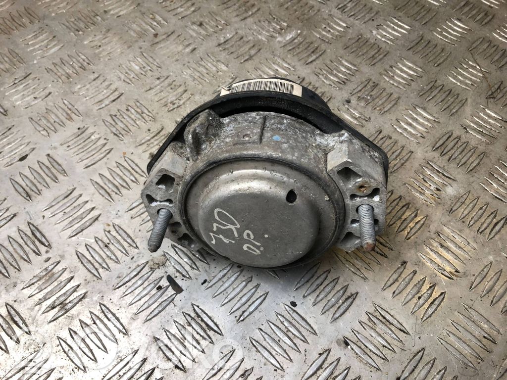 BMW 7 E65 E66 Подушка двигателя 