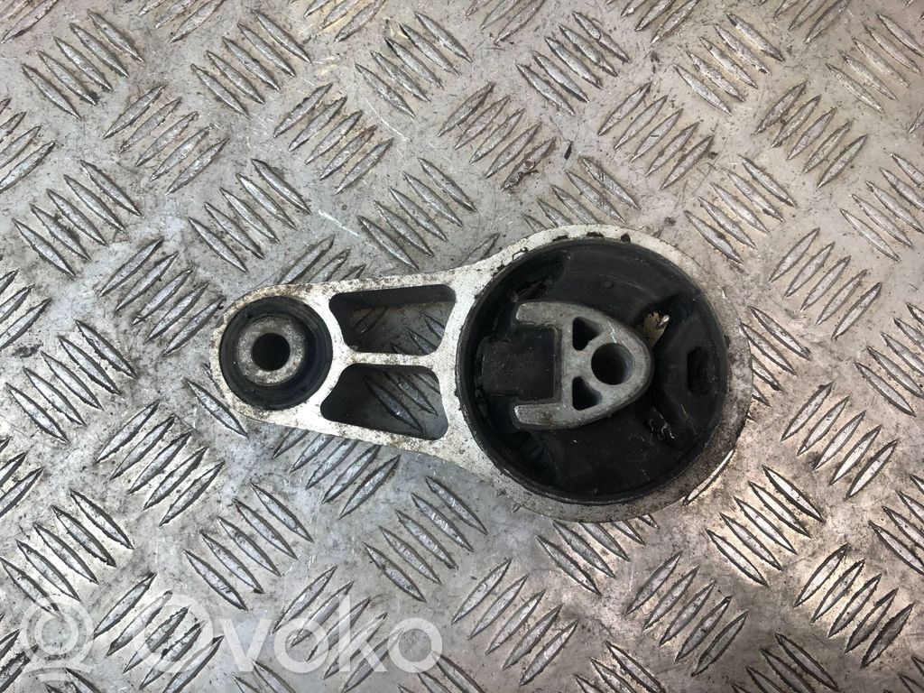 Mini One - Cooper Coupe R56 Engine mount bracket 