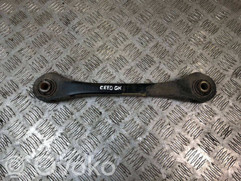 KIA Ceed Рычаг 