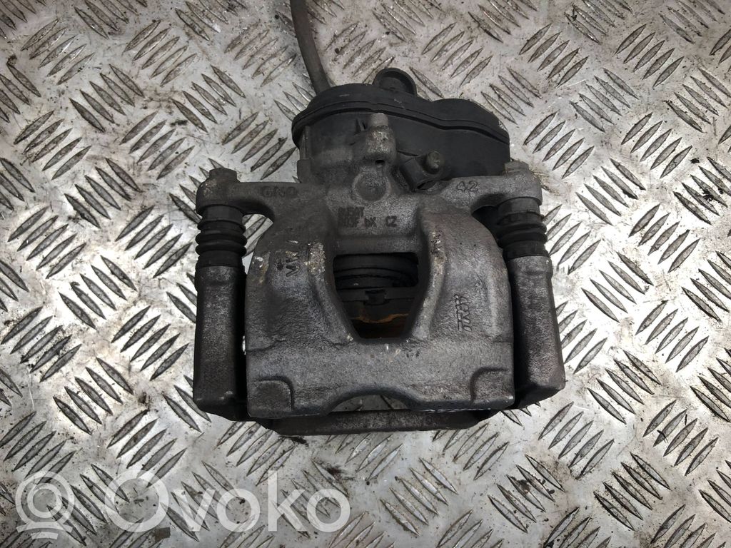 Audi A4 S4 B9 Galinis suportas 