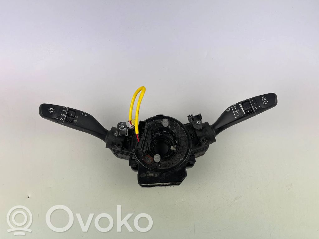 Hyundai i30 Wiper turn signal indicator stalk/switch 