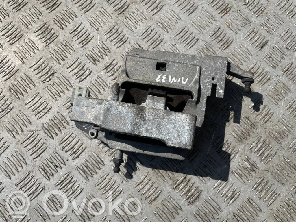 Mini One - Cooper F56 F55 Engine mount bracket 