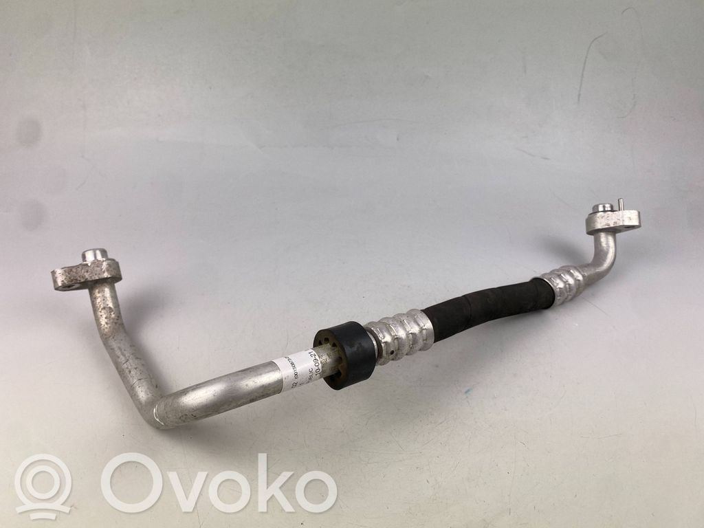 BMW i3 Ilmastointilaitteen putki (A/C) 
