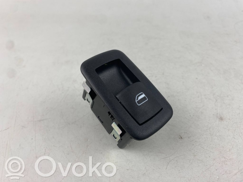 Chrysler Pacifica Electric window control switch 