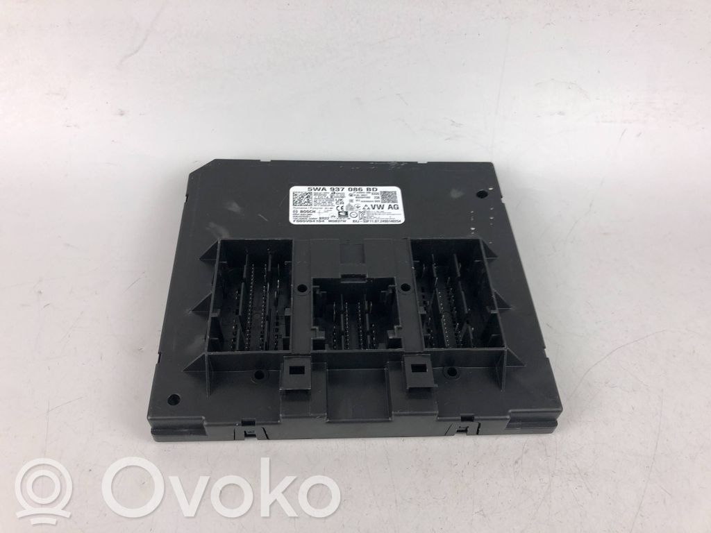 Volkswagen Golf VIII Comfort/convenience module 