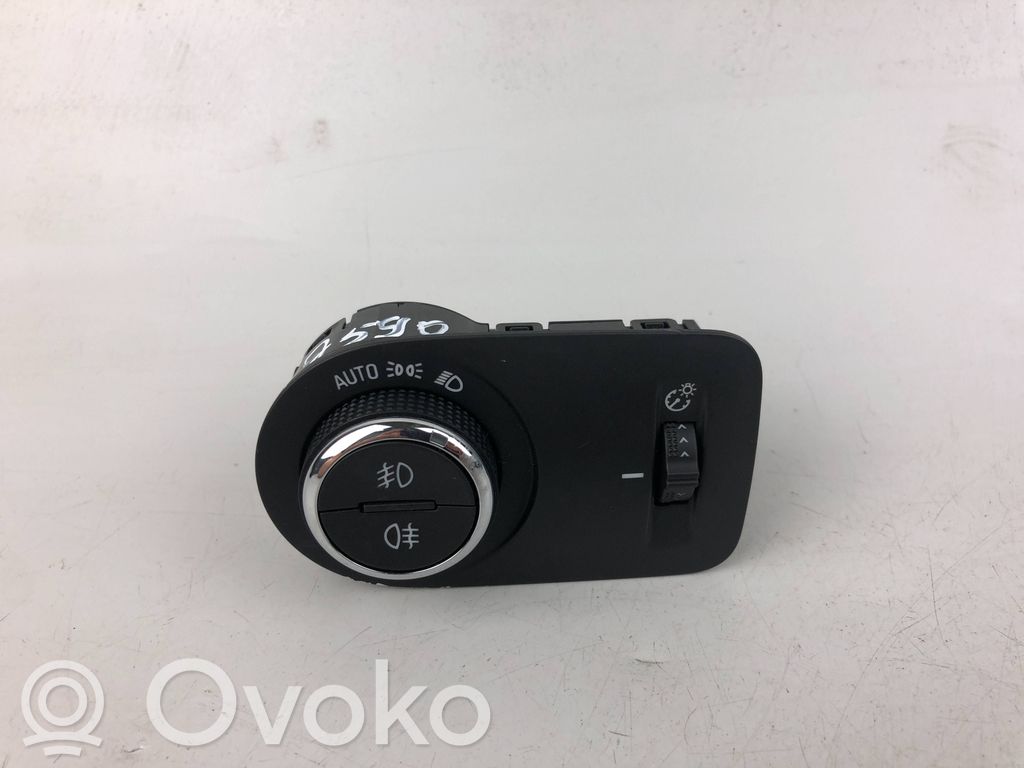 Opel Zafira C Interruptor de luz 