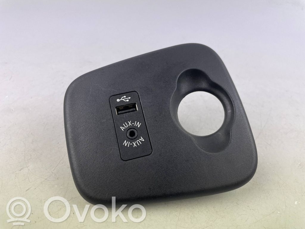 Mini One - Cooper F56 F55 Enchufe conector USB 
