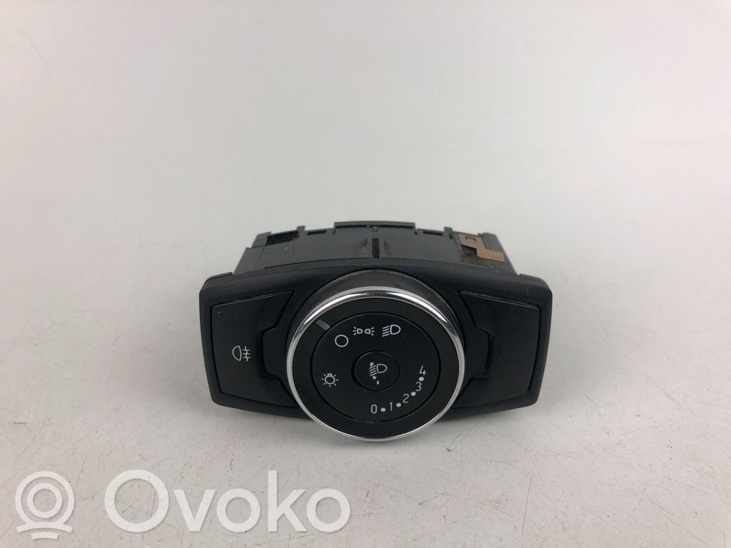 Ford Focus Light switch 