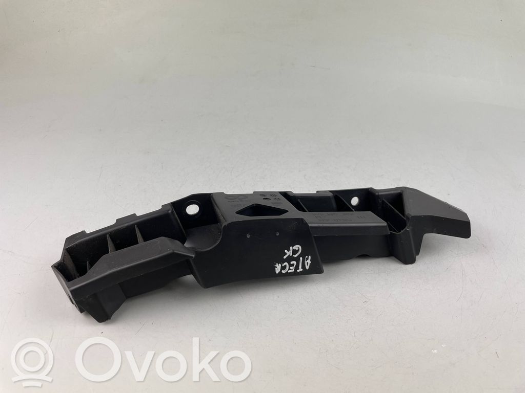 Seat Ateca Soporte de montaje del parachoques trasero 