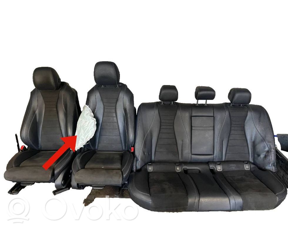 Mercedes-Benz E W213 Set de interior 
